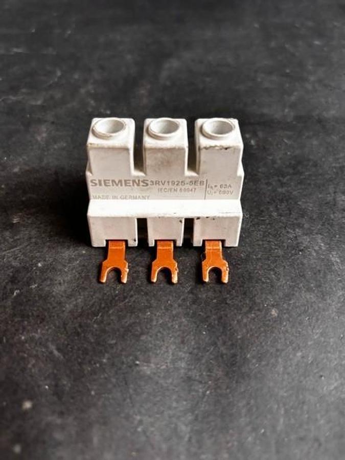 Used SIEMENS 3RV1925-5EB TERMINAL BUSBAR ($6 OBO)