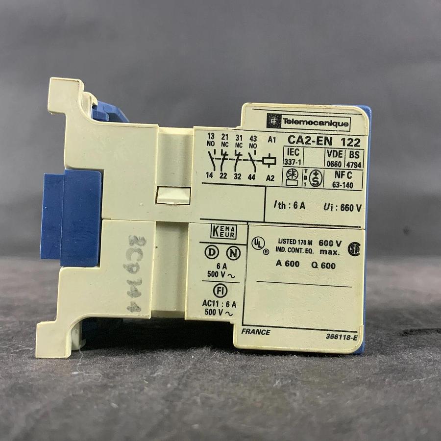 Used TELEMECANIQUE CA2-EN 122 CONTROL RELAY ($30 OBO)