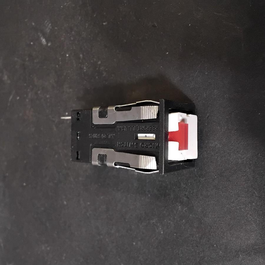 Used HONEYWELL AML 20 PUSHBUTTON SWITCH ($11 OBO)