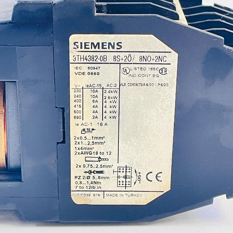 Used SIEMENS 3TH4382-0B CONTROL RELAY 10-POLE 8NO 2NC 16A DIN RAIL