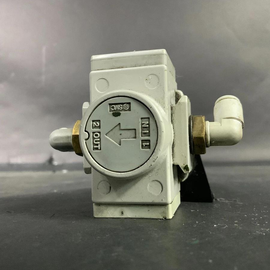 Used SMC AR20K-N02E-Z-B AIR REGULATOR ($25 OBO)