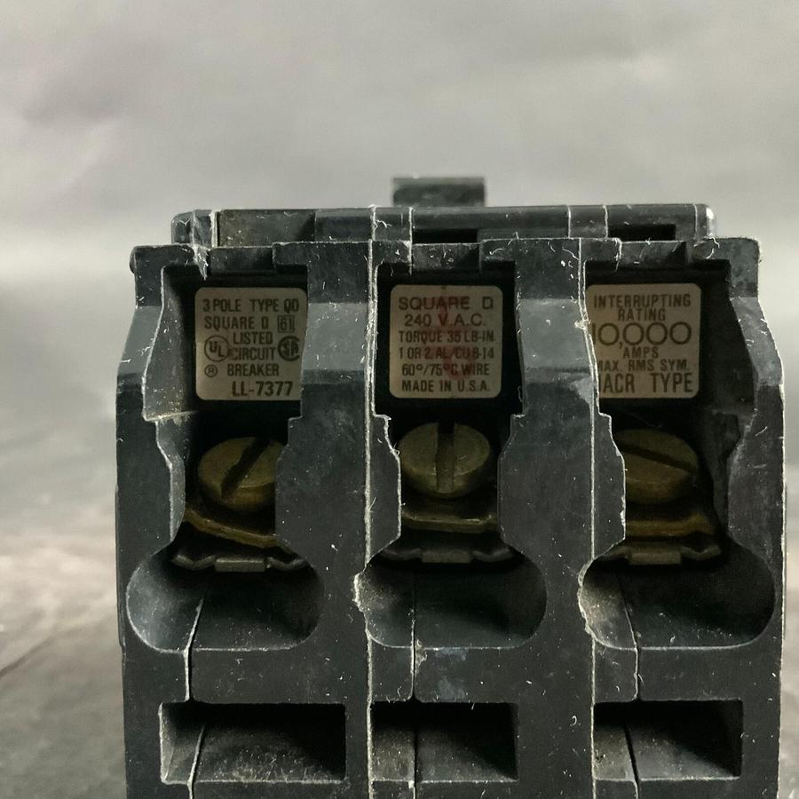 Used SQUARE D LL-7337 CIRCUIT BREAKER ($70 OBO)