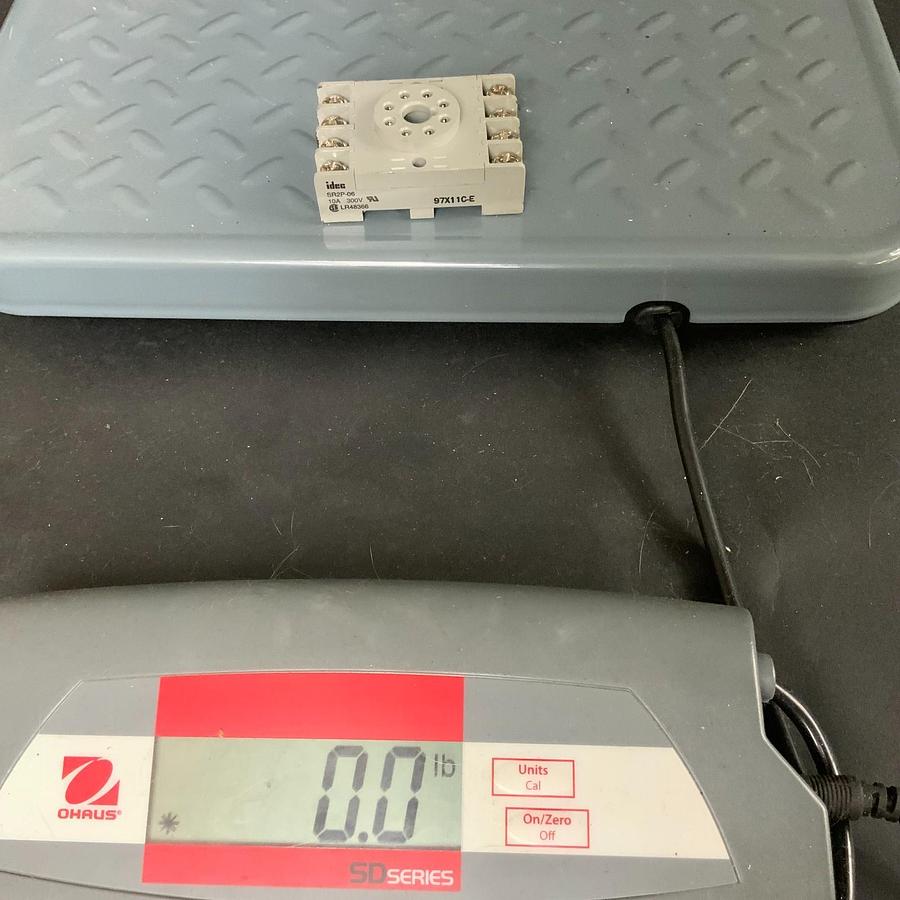 Used IDEC SR2D-06 OCTAL RELAY SOCKET ($3 OBO)