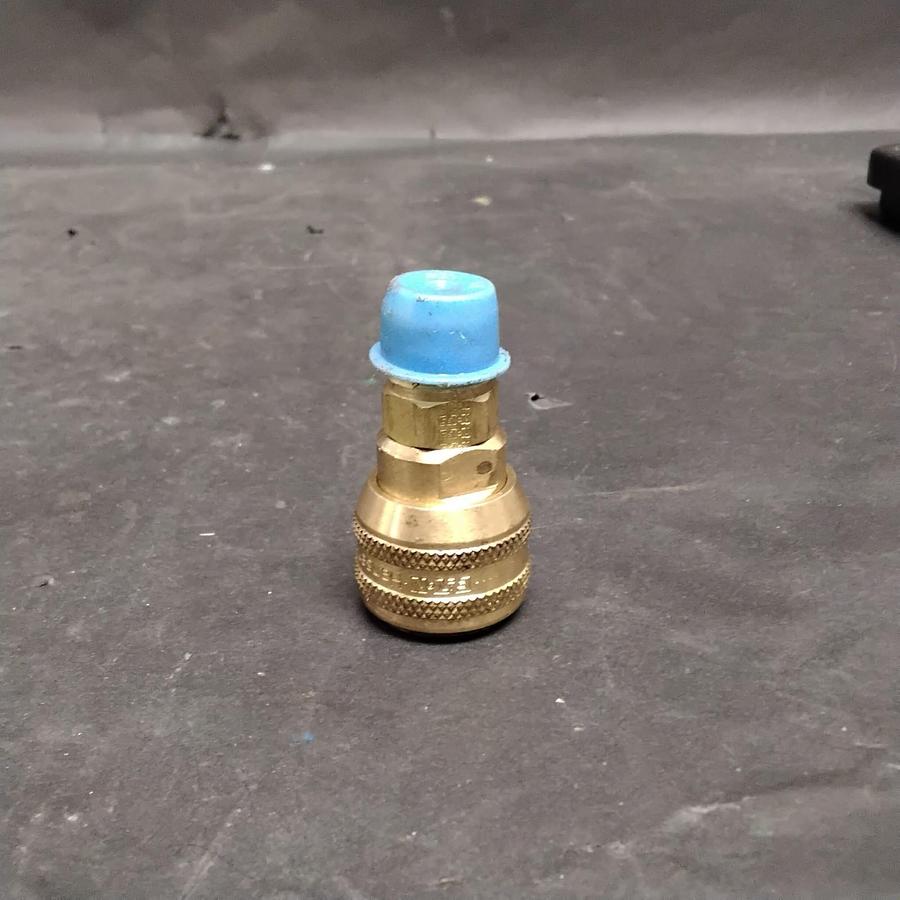 Used EATON 3000 SERIES QUICK-CONNECT COUPLING HOSE ($10 OBO)