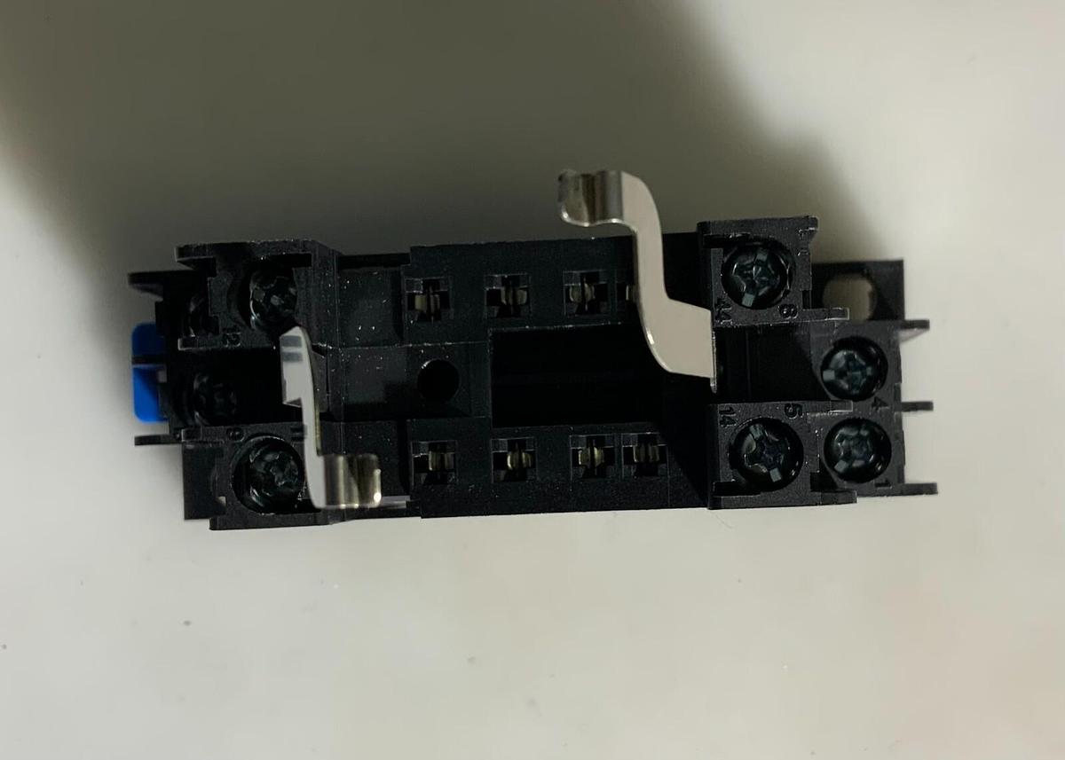 Used IDEC SM2S-05DF ($4.99/EACH OBO)