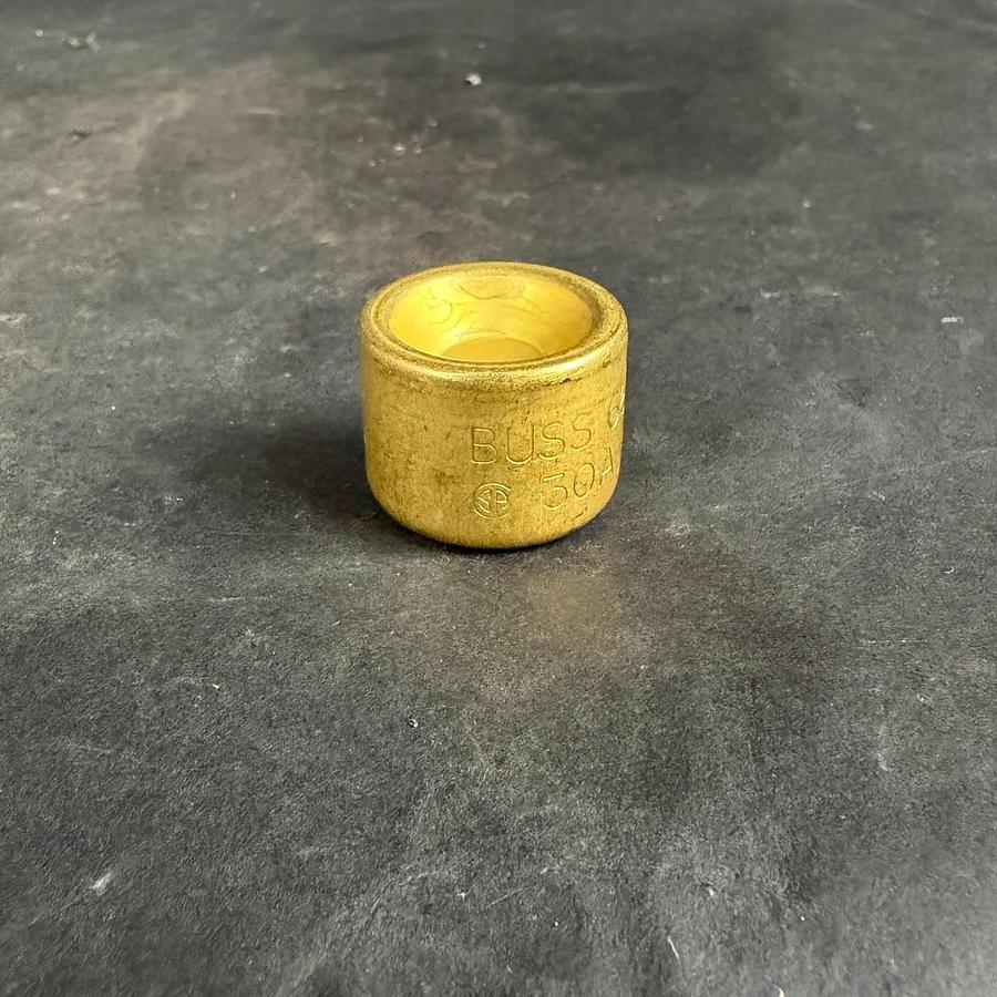 Used BUSSMANN 663 FUSE REDUCERS - SET OF 10