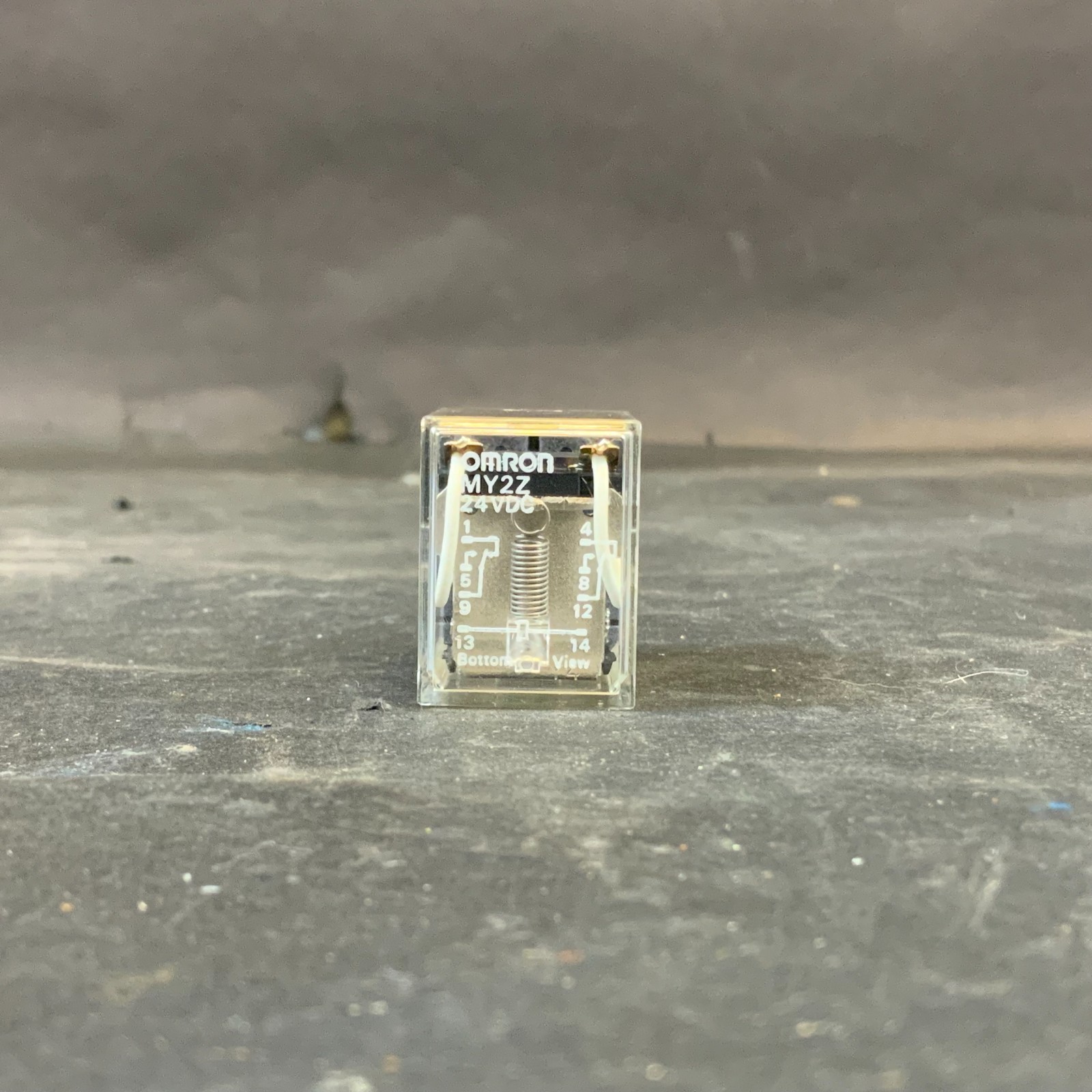 Used OMRON-MY2Z RELAY ($7 OBO)