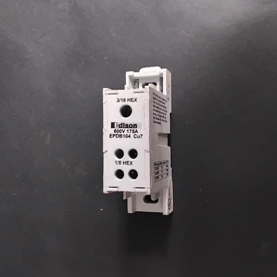 Used EDISON EDPB104-CU7 POWER DISTRIBUTION BLOCK ($30 OBO)