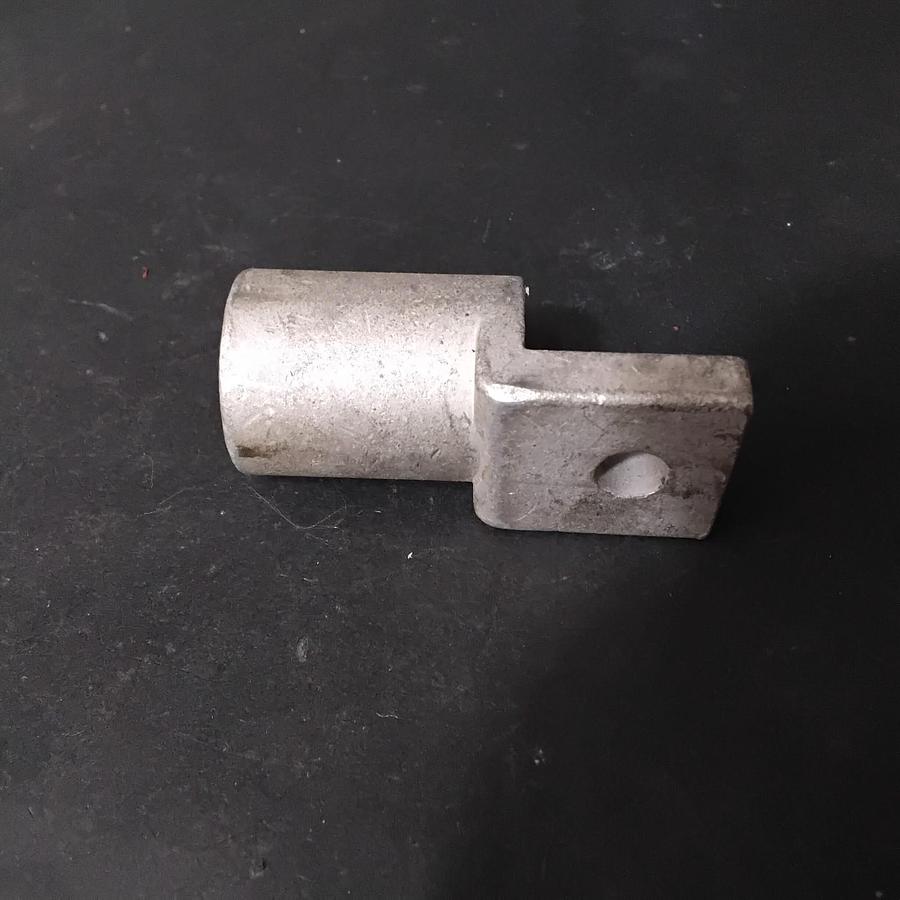 Used HUBBELL VCEL-030 ALUMINUM COMPRESSION LUG CONNECTOR ($10 OBO)