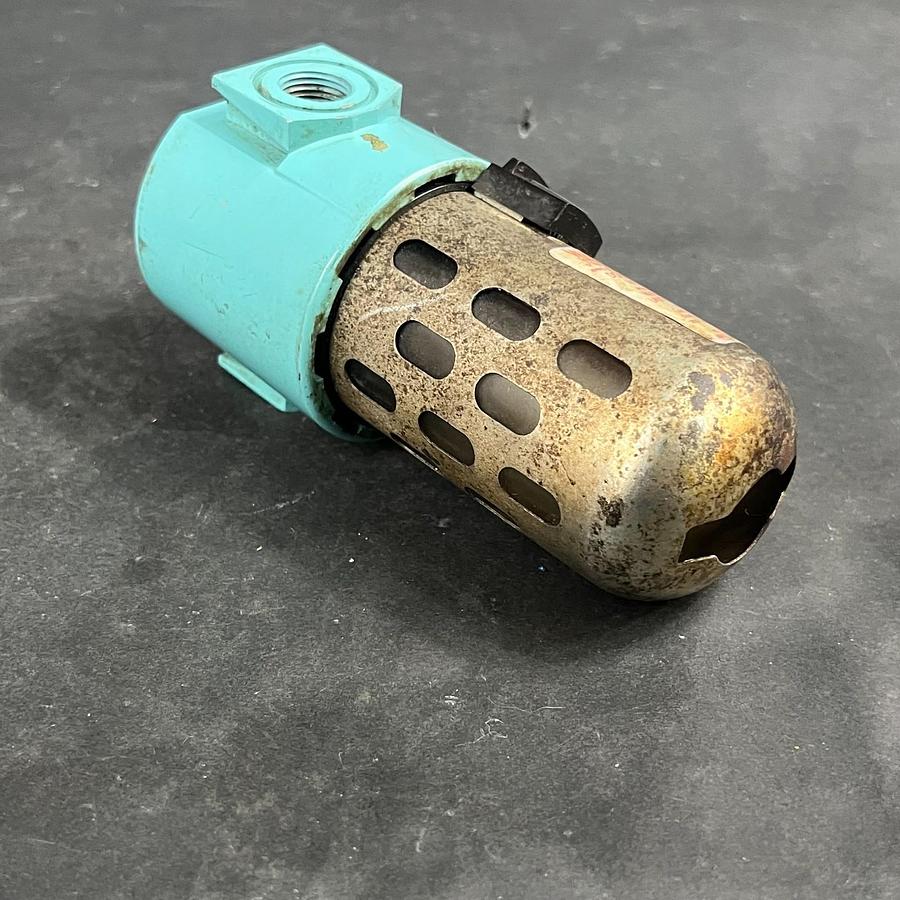 Used WILKERSON L16-03-000 LUBRICATOR ($40 OBO)