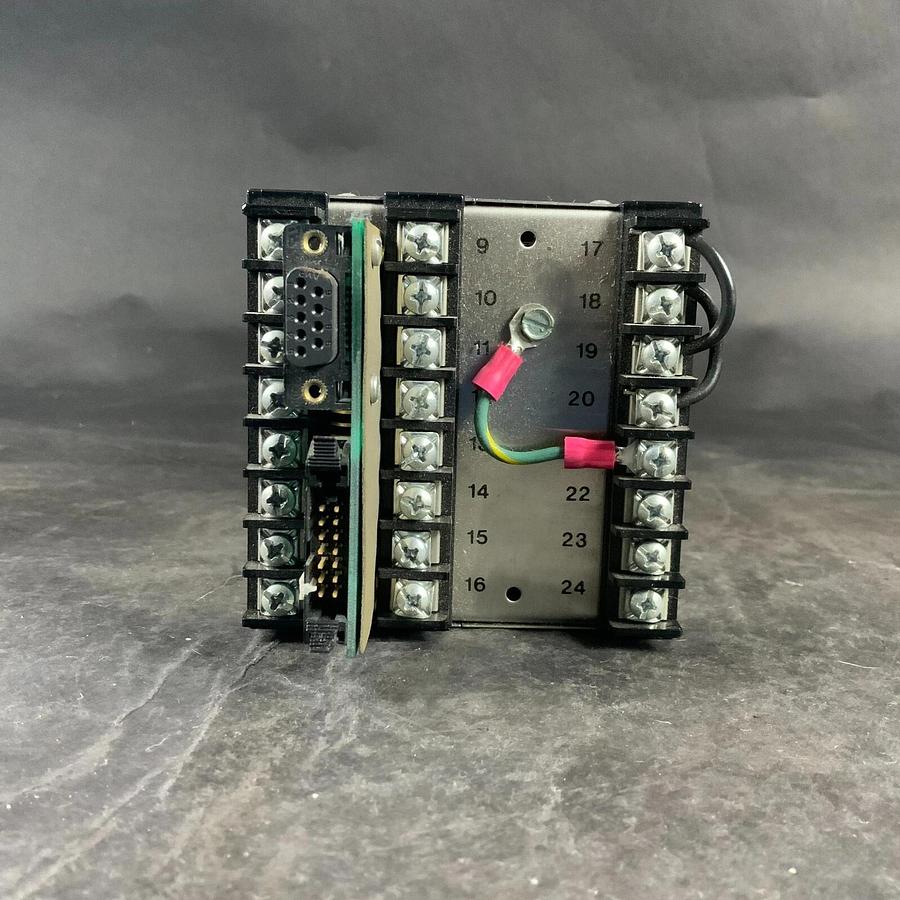 Used WATLOW 922A-6BB0-A000 TEMPERATURE CONTROLLER ($200 OBO)