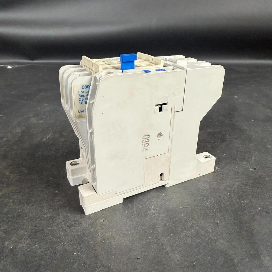Used CUTLER HAMMER C306DN3 THERMAL OVERLOAD RELAY