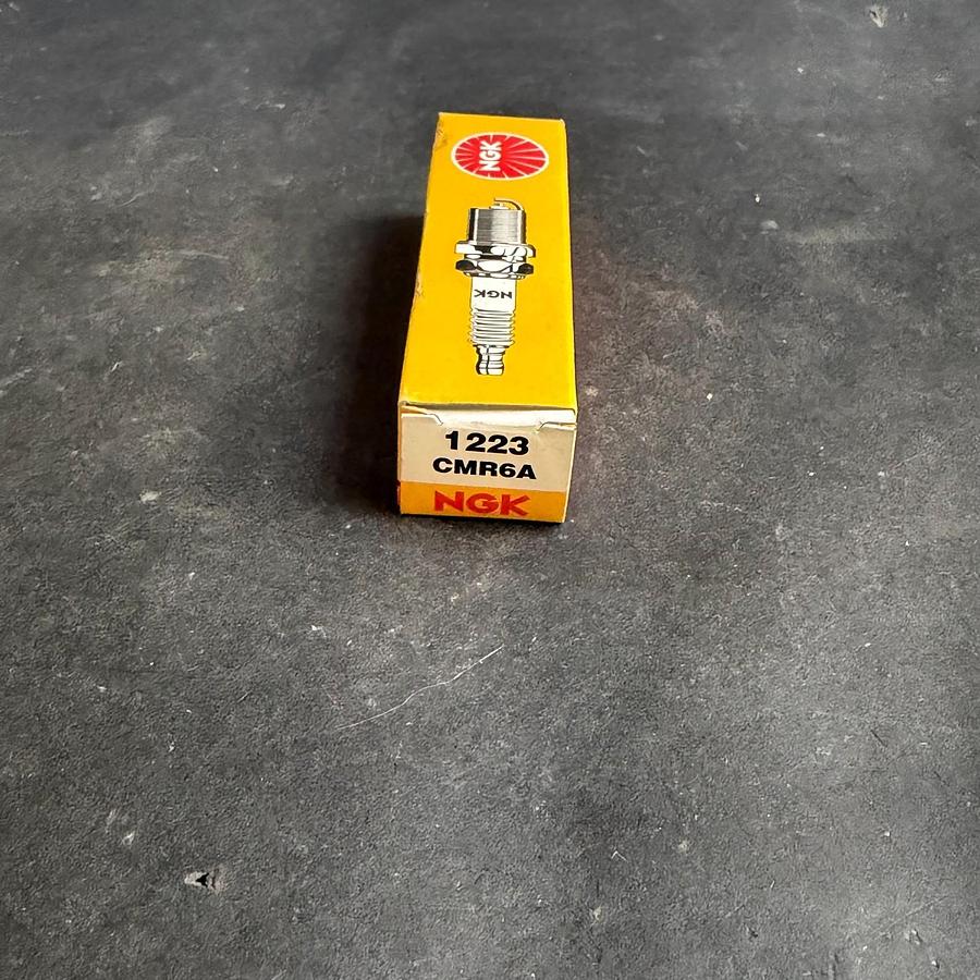 NGK 1223 CMR6A SPARK PLUG ($6 OBO)
