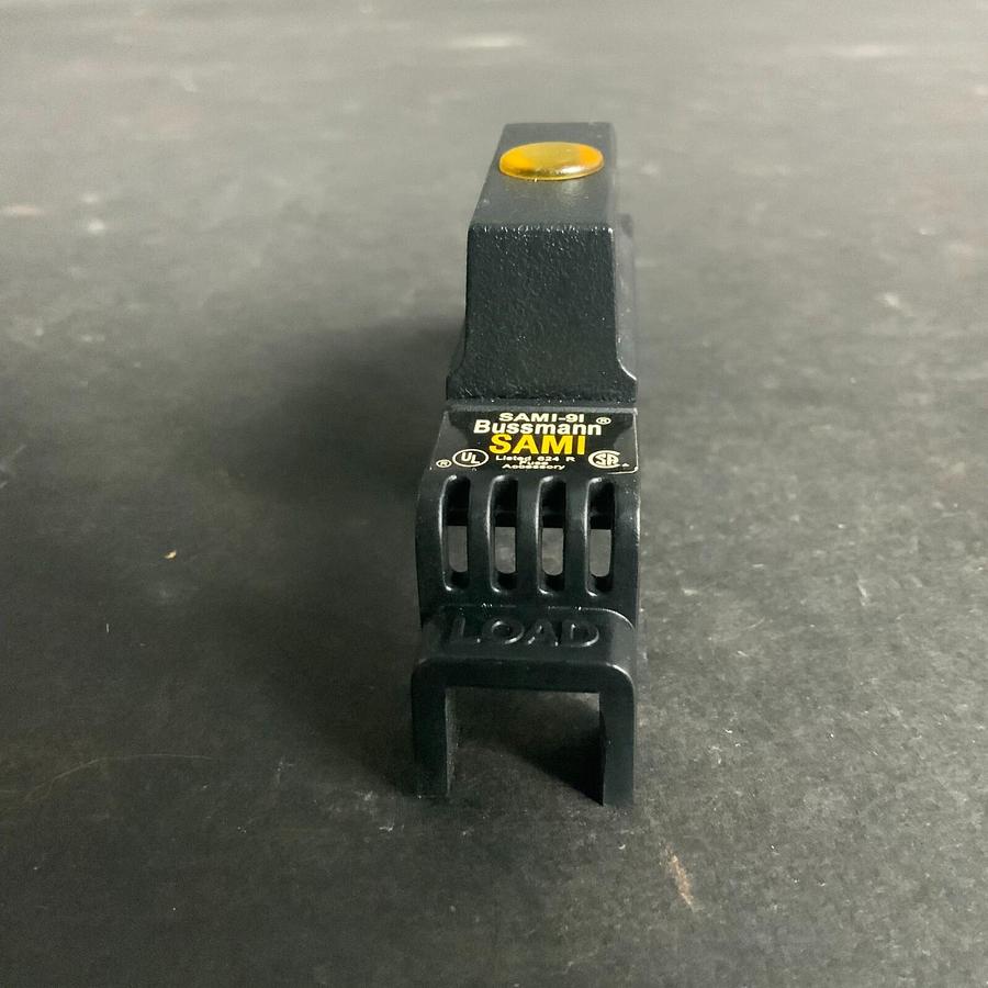 BUSSMANN SAMI-91 FUSE BLOCK COVER ($4.75 OBO) - NEW