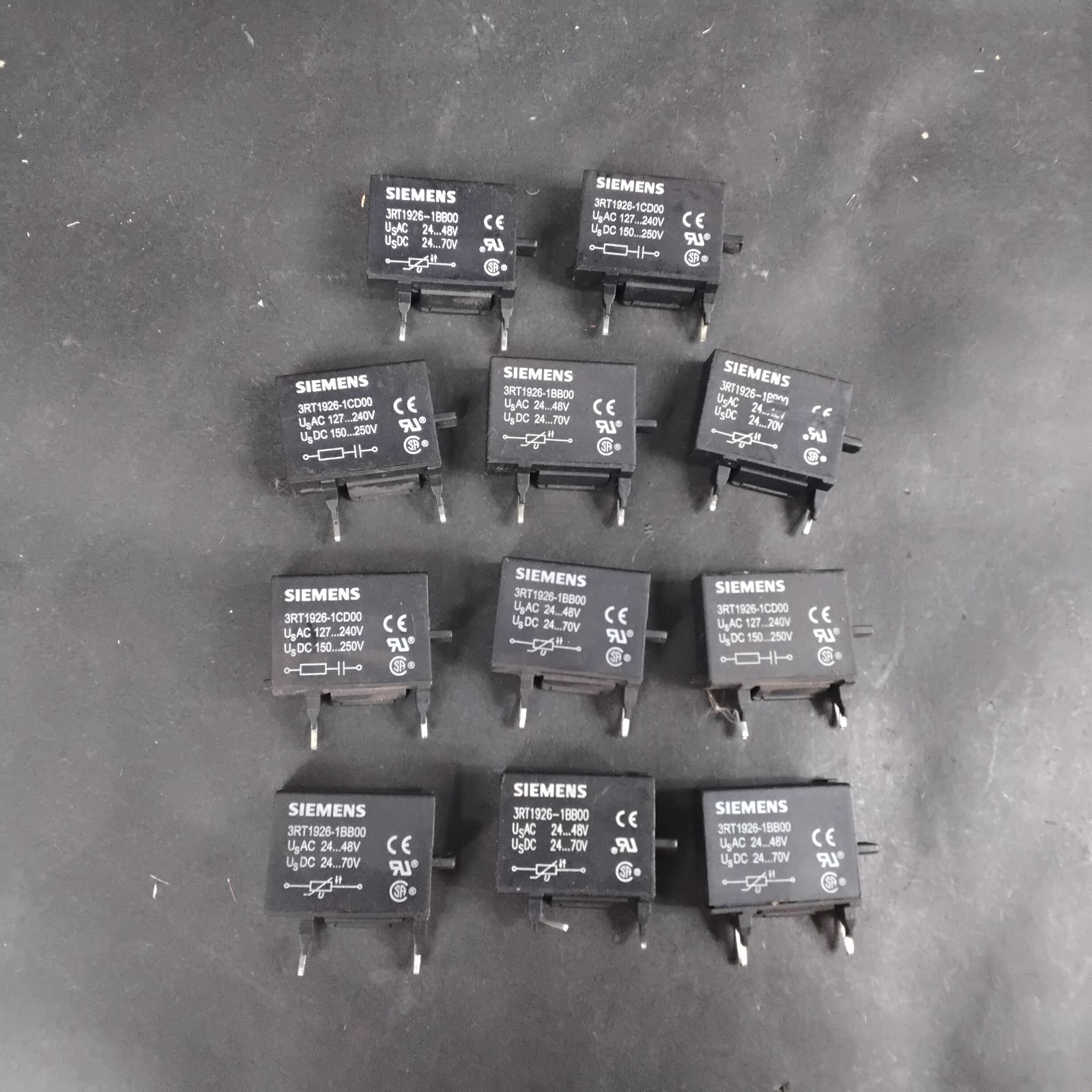 Used SIEMENS 3RT1926 SURGE SUPPRESSORS - GROUP OF 11 ($12 OBO)