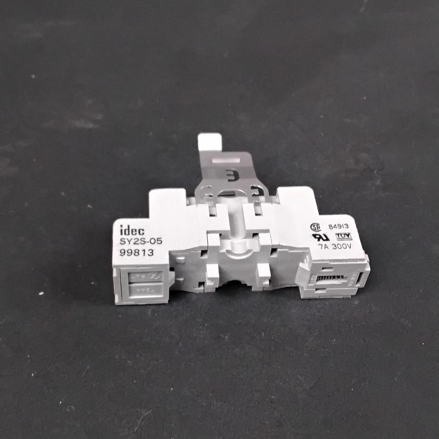 Used IDEC SY25-05 RELAY SOCKET BASE ($4.50 OBO)