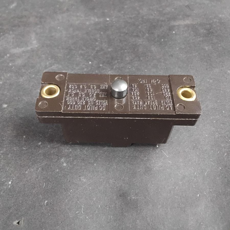 Used EATON 10316H89A LIMIT SWITCH ($16 OBO)