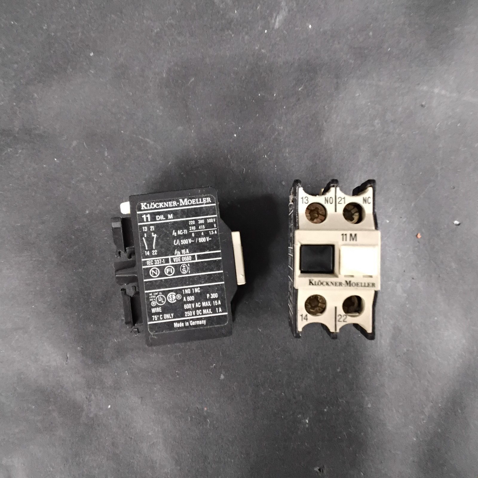 Used KLOCKNER MOELLER 11DILM AUXILIARY CONTACT BLOCKS ($7/EACH OBO)