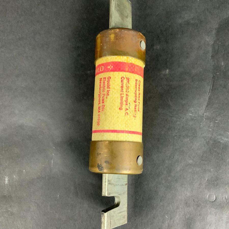 Used FERRAZ SHAWMUT TR200R OLD STOCK FUSE ($30 OBO)