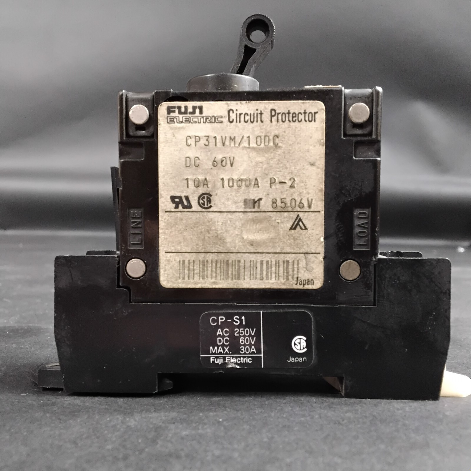 Used FUIJI ELECTRIC CIRCUIT PROTECTOR CP31VM/10DC 10AMP ($13 OBO)