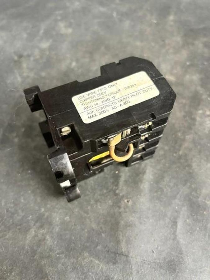 Used MOELLER DIL 00-40-NA CONTACTOR