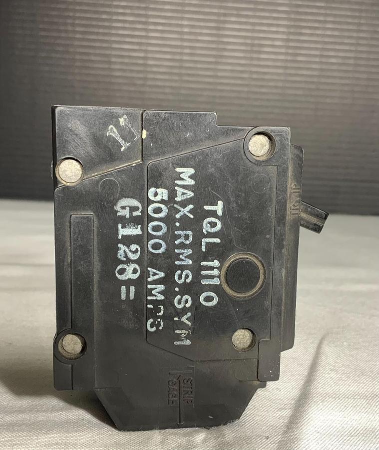 Used GENERAL ELECTRIC TQL1110 (10A) ($19.99/EACH OBO)