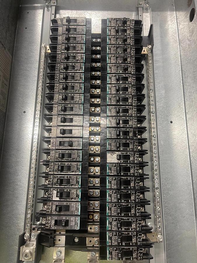 Refurbished SIEMENS S2E42ML250ATS 250A Panelboard ($1,299.99 OBO!!!)