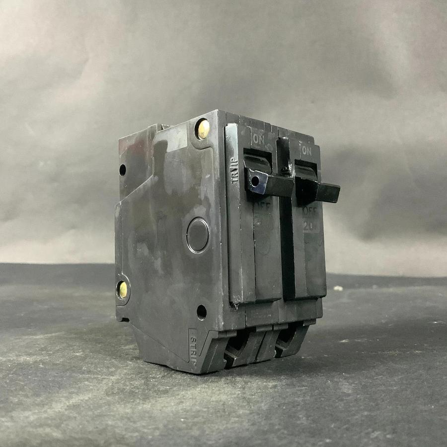 Used GENERAL ELECTRIC RT-690 20 AMP CIRCUIT BREAKER ($12 OBO)