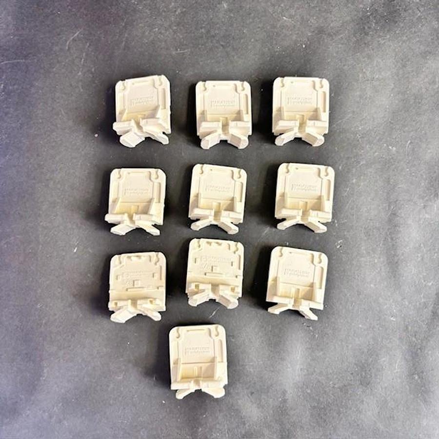 Used MARATHON 6H38EC TERMINAL BLOCK END SECTIONS 10PCS
