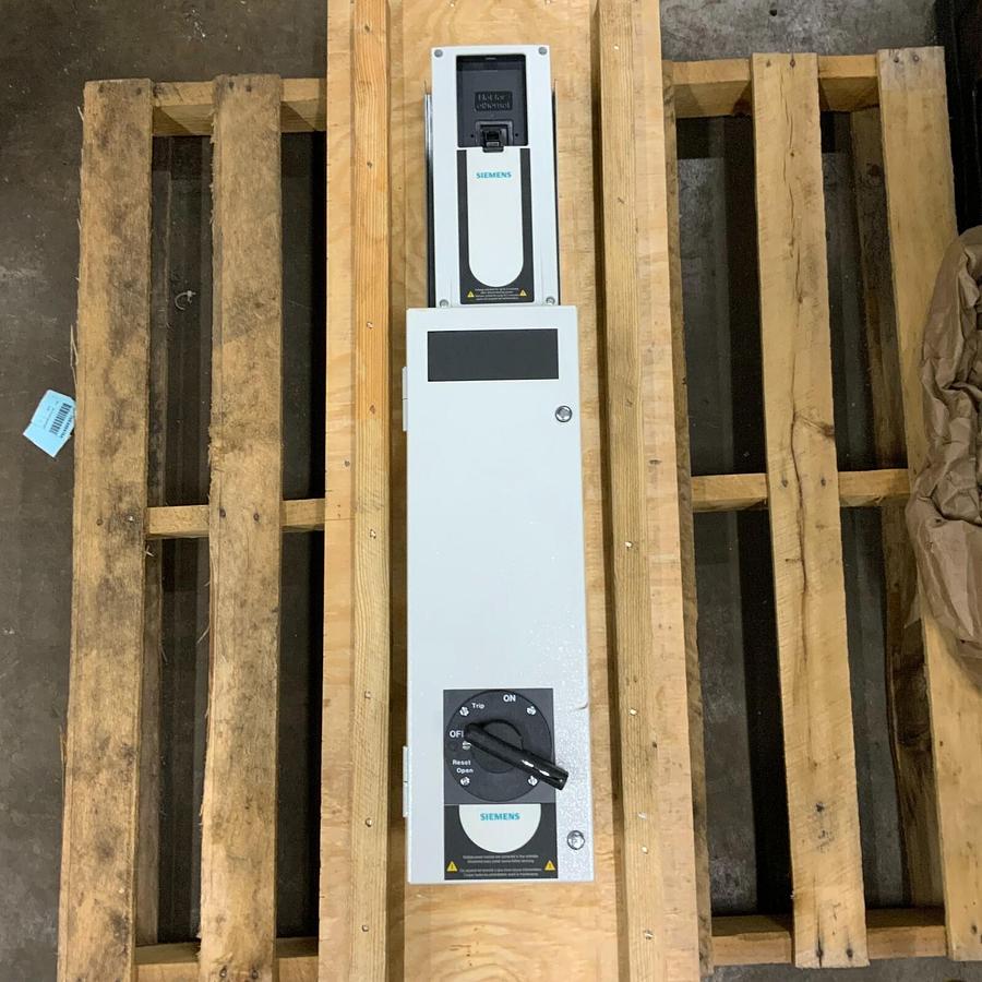 Used SIEMENS BT300-005X4-01X HV/AC DRIVE + BTE-005X4-B012 BYPASS ($2000 OBO)