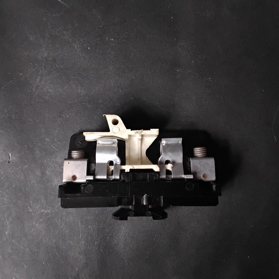 Used BUCHANAN 300 SERIES FUSE/SWITCH HOLDER ($9 OBO)