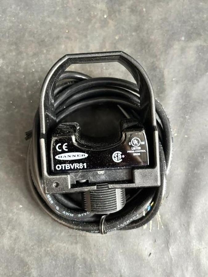 Used BANNER ENGINEERING OTBVR81 TOUCH BUTTON SENSOR SWITCH