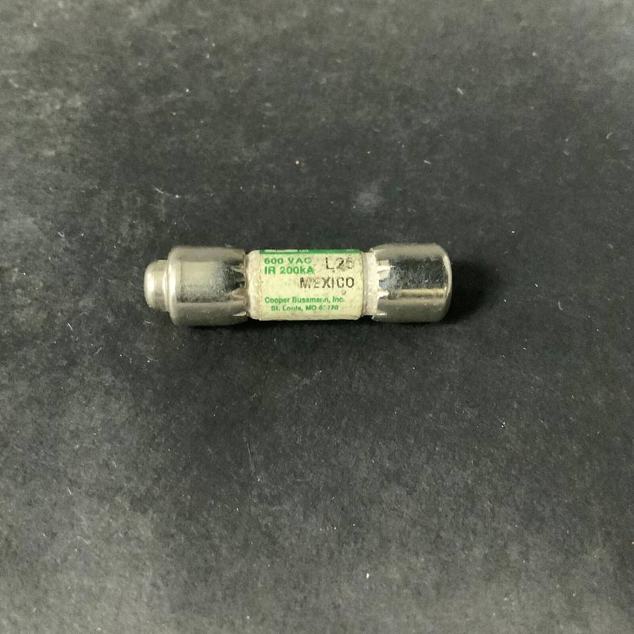 Used BUSSMANN FNQ-R-1/4 TIME DELAY FUSE ($3 OBO)