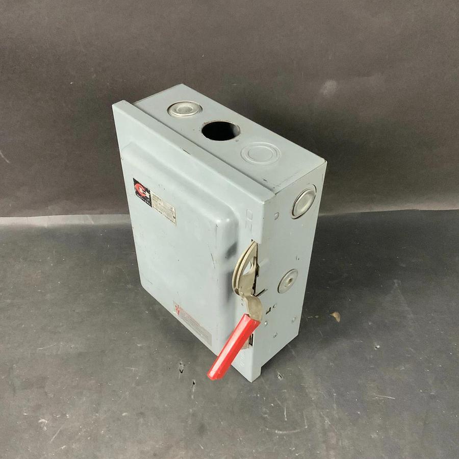 Used CUTLER HAMMER DH321N HEAVY DUTY SAFETY SWITCH ($60 OBO)