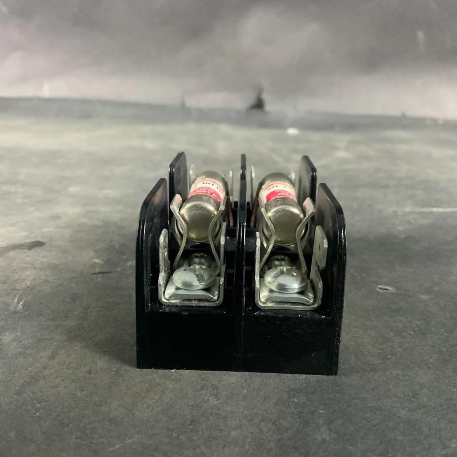 Used ALLEN BRADLEY 1491-R162 SER C FUSE HOLDER ($12 OBO)