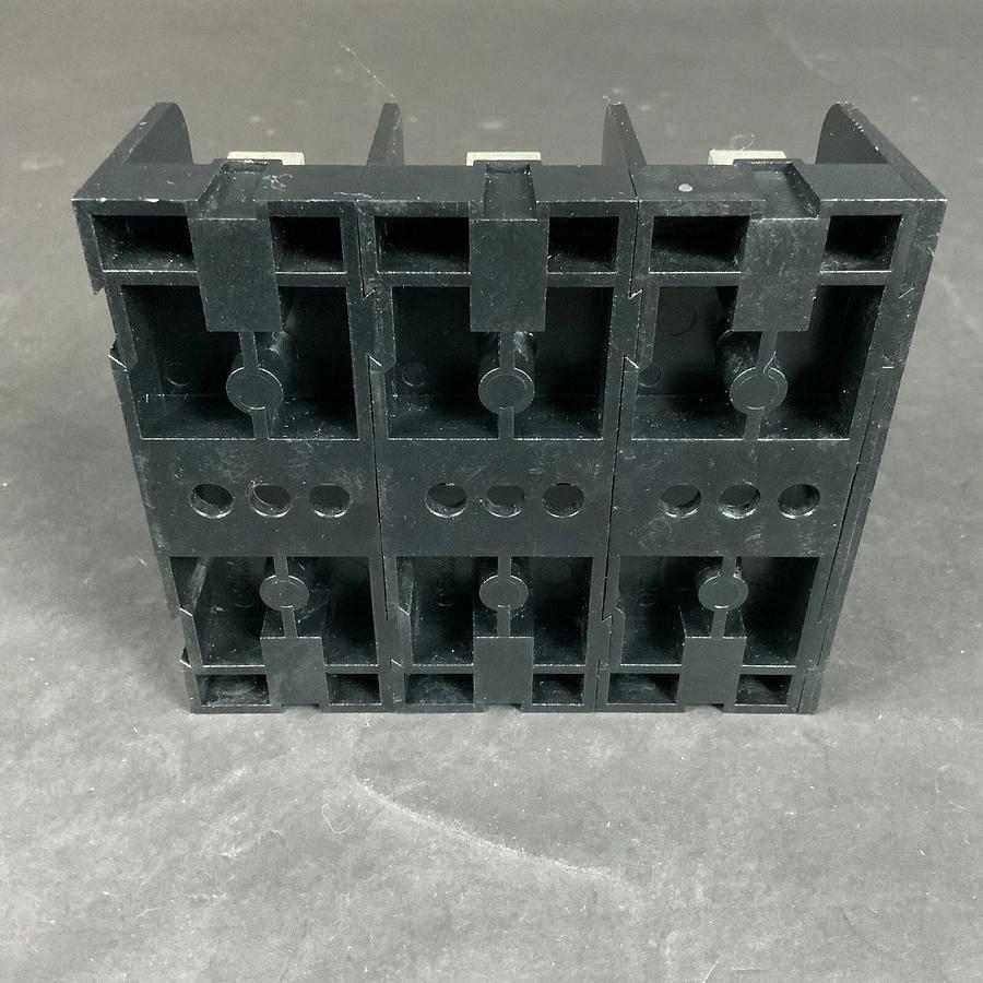 Used FERRAZ SHAWMUT 60608J FUSE BLOCK ($13 OBO)
