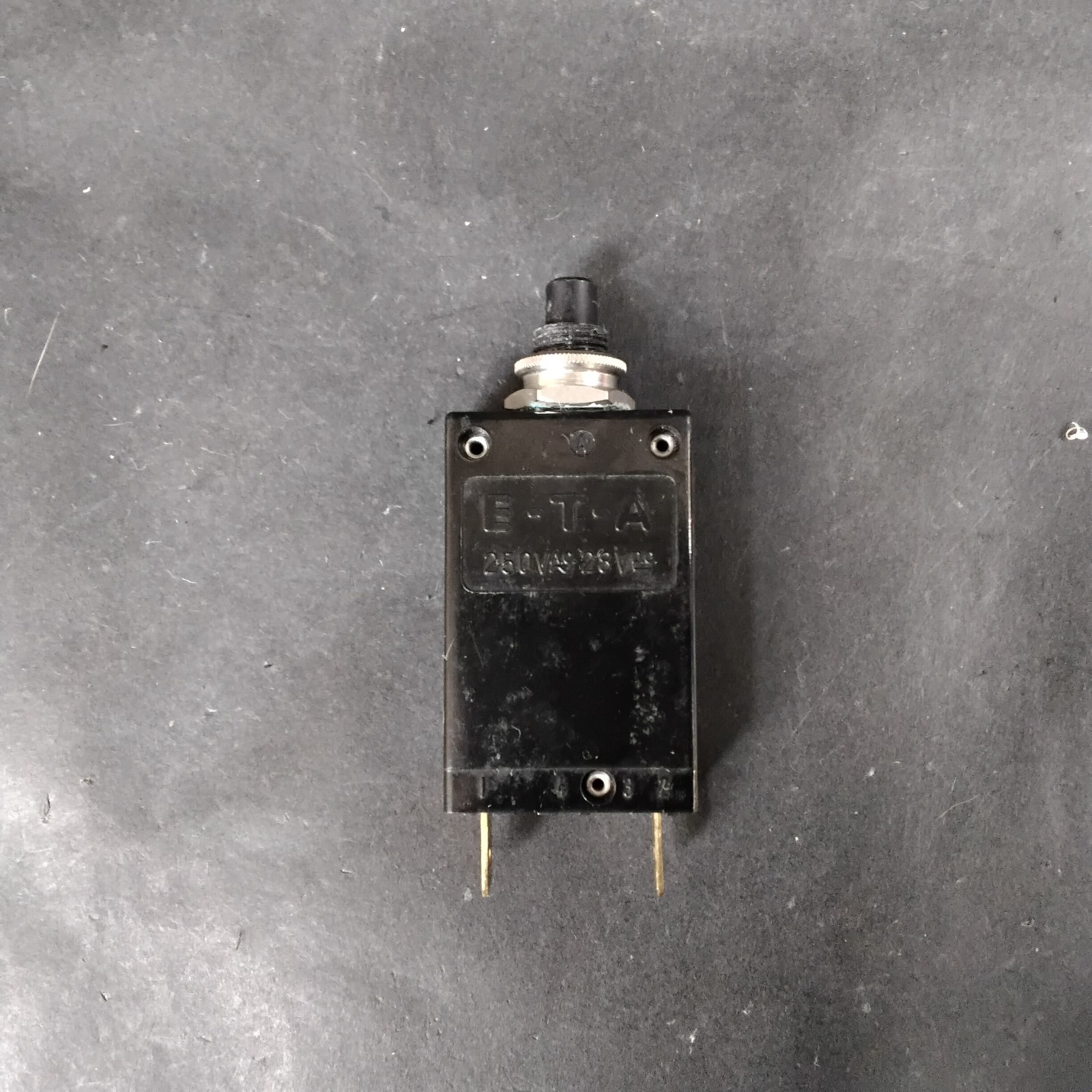 Used E-T-A 45-700-IG1-P10 CIRCUIT BREAKER ($13 OBO)