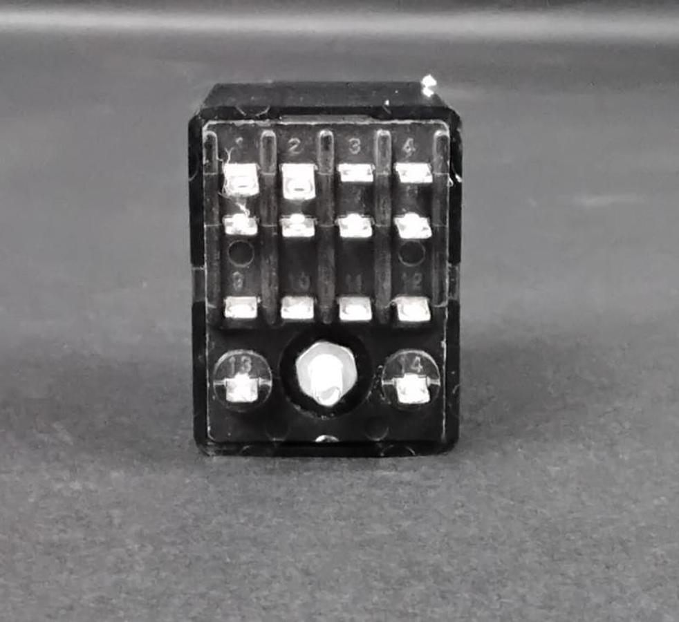 Used POTTER & BRUMFIELD KJAU-17D11-6 RELAY($10 OBO)