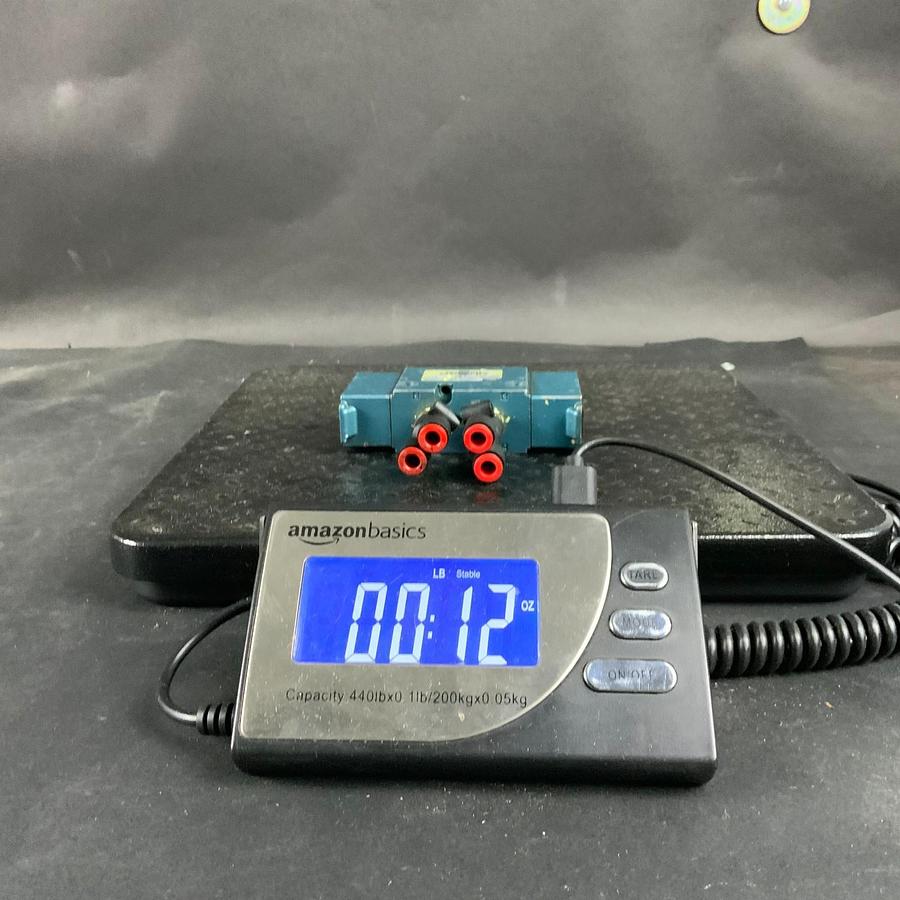 Used MAC 825C-PM-111CA-552 SOLENOID VALVE ($45 OBO)