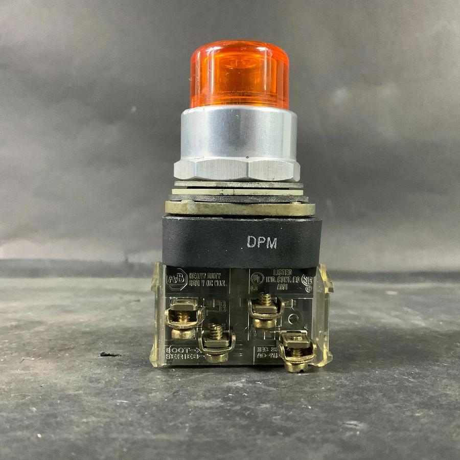 Used ALLEN BRADLEY 800T-PT16 AMBER PUSHBUTTON ($30 OBO)