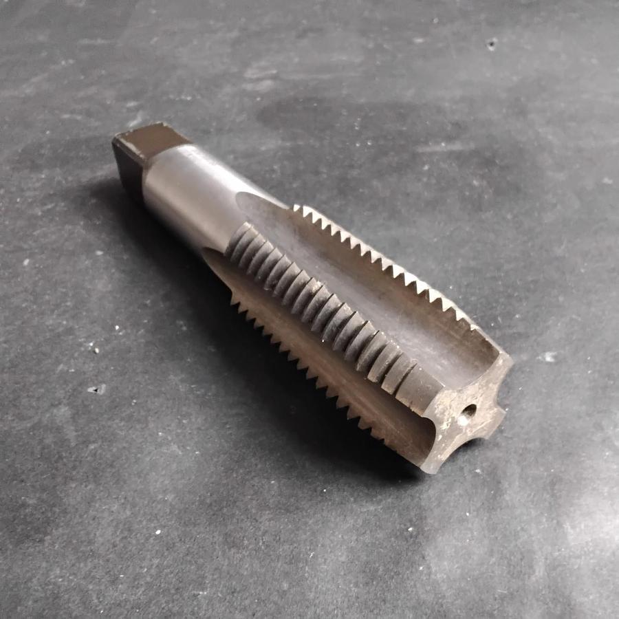 Used UNBRANDED M7 17935 1 1/4-7 SPL TAP ($30 OBO)