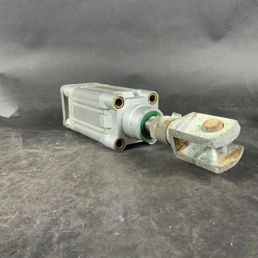 Used FESTO DNC-50-25-PPV-A PNEUMATIC CYLINDER ($30 OBO)