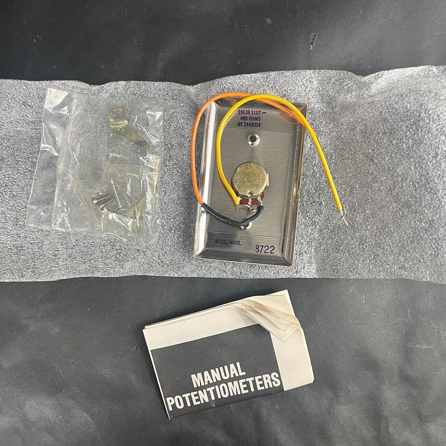 Used CARRIER S963B1102 MANUAL POTENTIOMETER ($75 OBO)