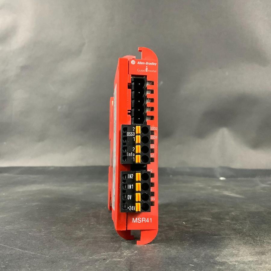 Used ALLEN BRADLEY GUARD MASTER 440R-P221AGS BASE MODULE ($50 OBO)