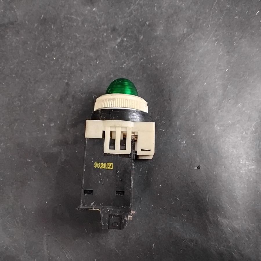 Used FUJI AH25-ZMGE3 GREEN PILOT LIGHT ($10 OBO)