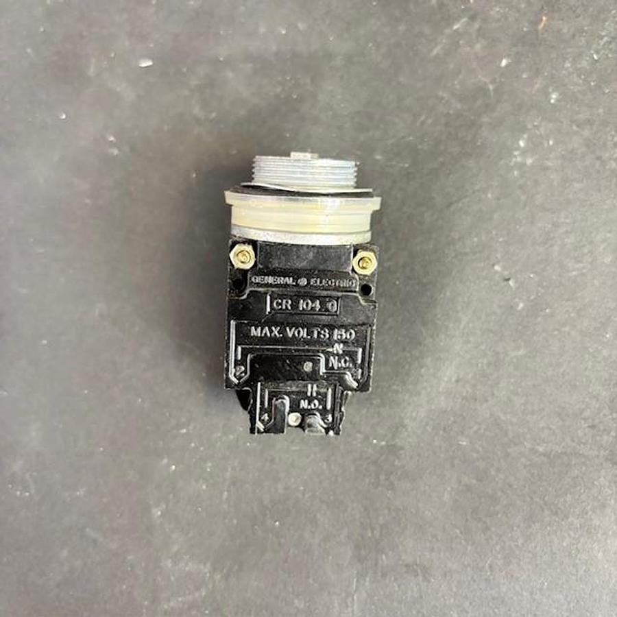 Used GENERAL ELECTRIC CR104G CONTROL SWITCH COMPONENT