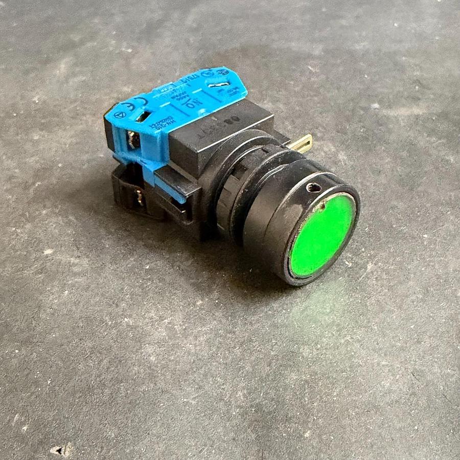 Used IDEC HW-GA1 GREEN PUSHBUTTON ($17 OBO)