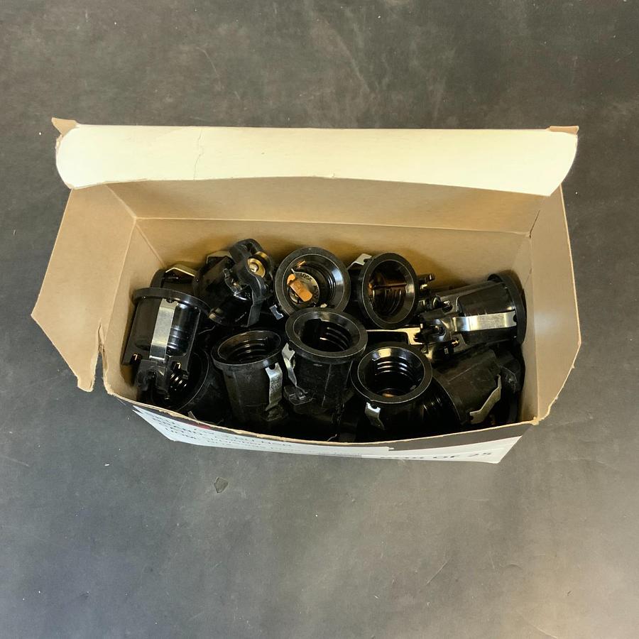 Used COOPER 732-3-BU LAMPHOLDER - BOX OF 25 ($50 OBO)