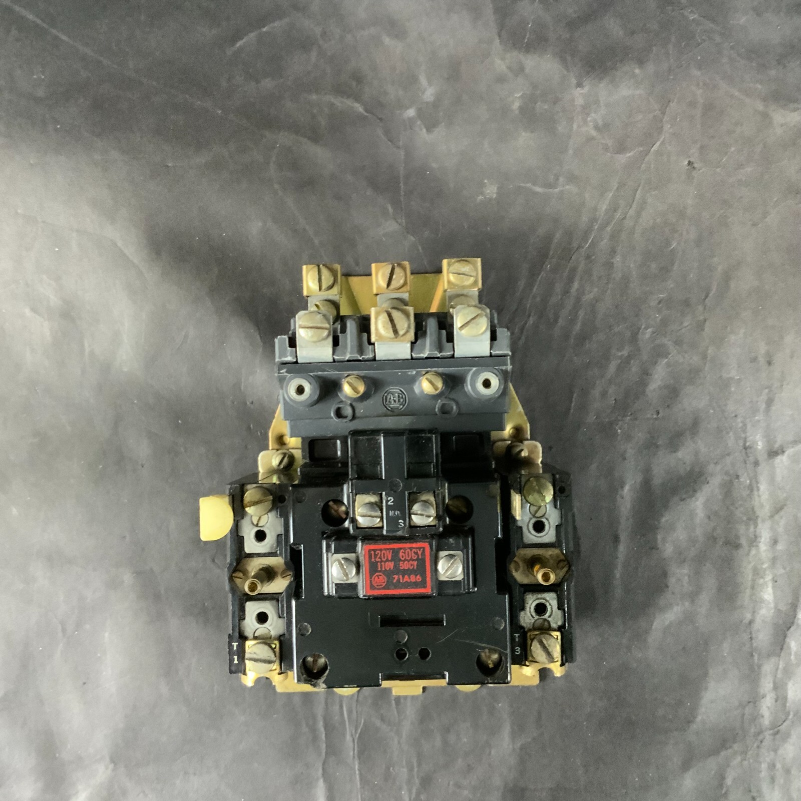 Used ALLEN BRADLEY 709-BOD46 CONTACTOR ($15 OBO)