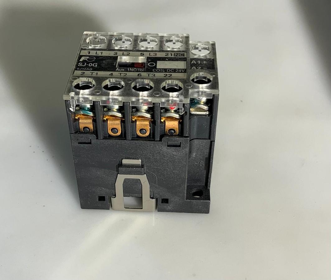 Used FUJI SJ-0G CONTACTOR ($14.99/EACH OBO)